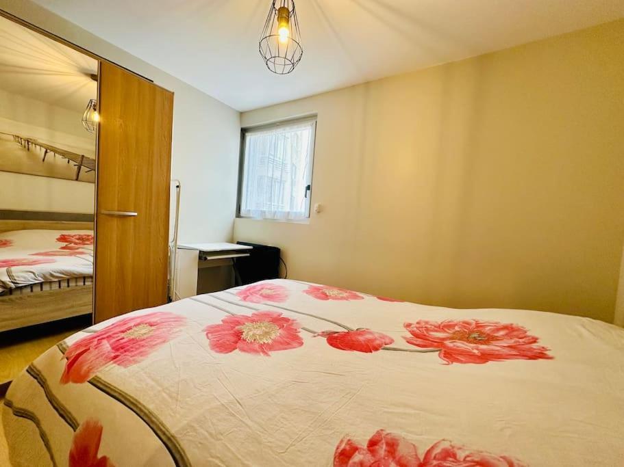 Fonctionnel - 2 Chambres - Bien Situe A 300M De La Plage - Parking Prive De Juin A Sept Кане Екстериор снимка